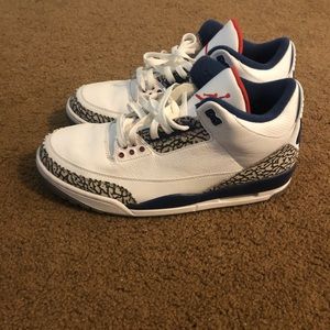 Air Jordan retro 3 “true blues”
